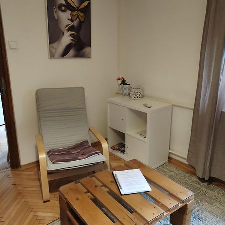 Apartmani Stonewood Загреб Экстерьер фото